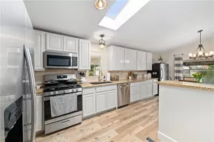 41900 Ivy Street, Murrieta, CA 92562 - Photo 15