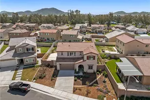 28480 Cosmos Dr, Winchester, CA 92596 - Photo 3