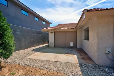 22082 Loch Lomond Drive, Canyon Lake, CA 92587 - Photo 33