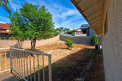 22082 Loch Lomond Drive, Canyon Lake, CA 92587 - Photo 29