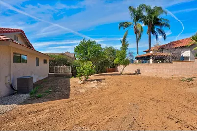 22082 Loch Lomond Drive, Canyon Lake, CA 92587 - Photo 31