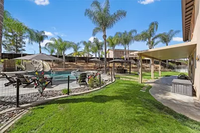 29093 Hydrangea, Murrieta, CA 92563 - Photo 43