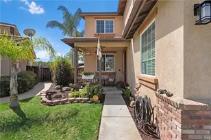 29093 Hydrangea, Murrieta, CA 92563 - Photo 3