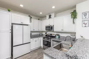41976 Isadora, Murrieta, CA 92562 - Photo 9