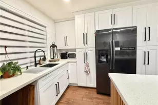 221 W Whittier Ave, Hemet, CA 92543 - Photo 11