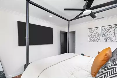 221 W Whittier Avenue, Hemet, CA 92543 - Photo 11