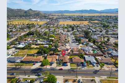 221 W Whittier Avenue, Hemet, CA 92543 - Photo 35