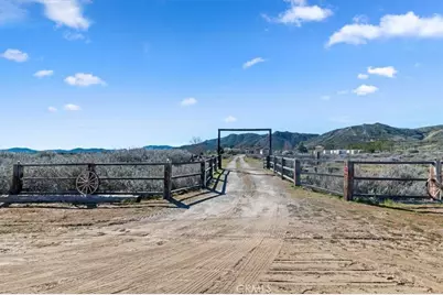 44316 Jay, Anza, CA 92539 - Photo 9