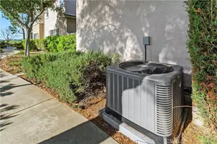 26409 Arboretum Way, Murrieta, CA 92563 - Photo 37