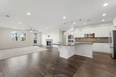 31784 Desert Holly, Murrieta, CA 92563 - Photo 7