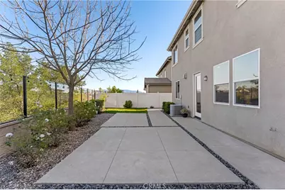 31784 Desert Holly, Murrieta, CA 92563 - Photo 51