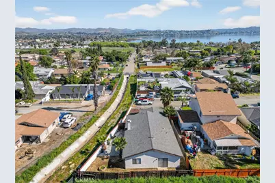 15505 Shadow Mountain Ln, Lake Elsinore, CA 92530 - Photo 23