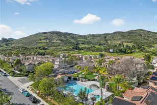 35715 Plume Ln, Murrieta, CA 92562 - Photo 43