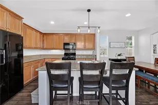 35715 Plume Ln, Murrieta, CA 92562 - Photo 17