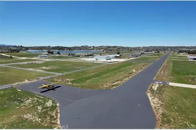 330 Sky Harbor Way, Aguanga, CA 92536 - Photo 1