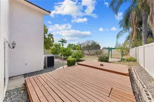 24333 Gitano Dr, Murrieta, CA 92562 - Photo 23