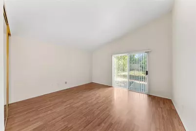 24333 Gitano Drive, Murrieta, CA 92562 - Photo 15