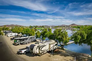 22226 San Joaquin Dr West Dr, Canyon Lake, CA 92587 - Photo 21