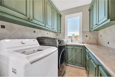 22166 W San Joaquin Drive, Canyon Lake, CA 92587 - Photo 39