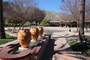 570 Olazabal Dr, Hemet, CA 92545 - Photo 43