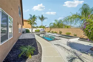 28552 Rustic Glen St, Menifee, CA 92584 - Photo 5