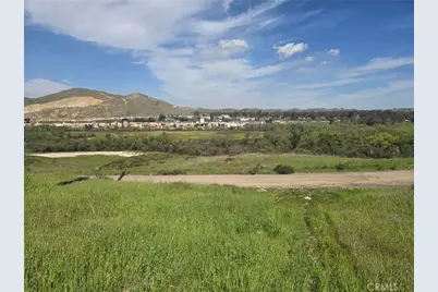 1 Baker, Lake Elsinore, CA 92530 - Photo 3