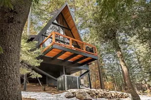 26664 Thunderbird Dr, Lake Arrowhead, CA 92391 - Photo 35