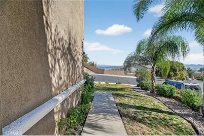 15145 Lighthouse Drive, Lake Elsinore, CA 92530 - Photo 5