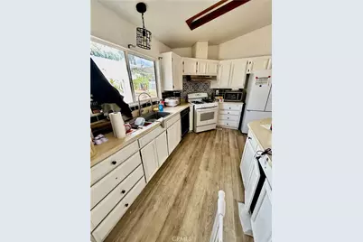 1536 S State Street #216, Hemet, CA 92543 - Photo 11