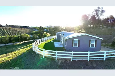 40589 Los Amantes, Temecula, CA 92592 - Photo 3