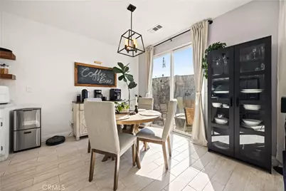 15592 Red Oak, Victorville, CA 92394 - Photo 7