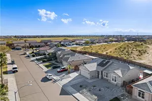 15592 Red Oak, Victorville, CA 92394 - Photo 43