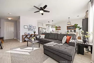 15592 Red Oak, Victorville, CA 92394 - Photo 5