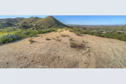 32465 Crooked Arrow, Wildomar, CA 92595 - Photo 3