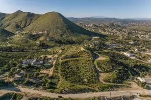 32465 Crooked Arrow, Wildomar, CA 92595 - Photo 11