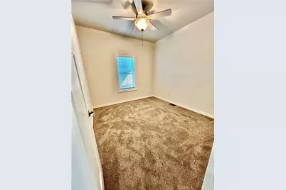 675 W Oakland Avenue #F7, Hemet, CA 92543 - Photo 19