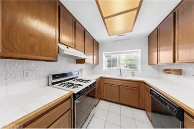 1861 Loreto Glen, Escondido, CA 92027 - Photo 3