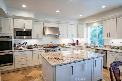 26775 Chamomile, Murrieta, CA 92562 - Photo 11