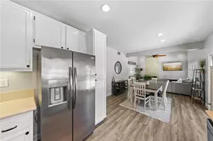 32924 Charmes Ct, Temecula, CA 92592 - Photo 15