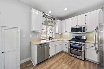 32924 Charmes Court, Temecula, CA 92592 - Photo 13