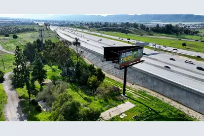 26101 Jackson Avenue, Murrieta, CA 92563 - Photo 7