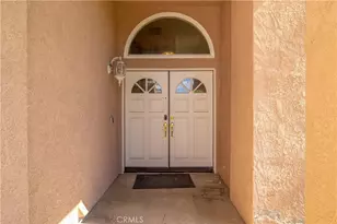 24054 Sweet William Ln, Murrieta, CA 92562 - Photo 7