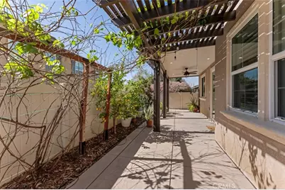 27425 Blackstone, Temecula, CA 92591 - Photo 25