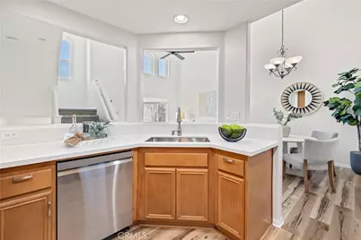 29049 Portland Court, Temecula, CA 92591 - Photo 9