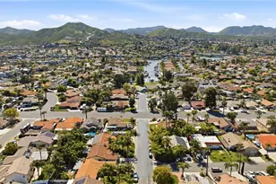 29860 Steel Head Dr, Canyon Lake, CA 92587 - Photo 3