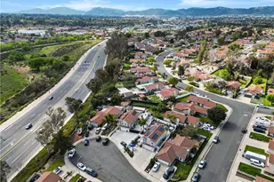 27097 Quail Creek Ct, Temecula, CA 92591 - Photo 23