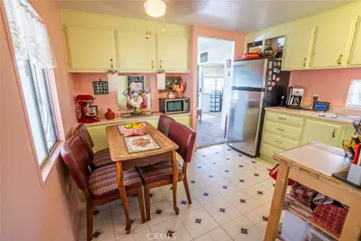 1120 E Mission Road #20, Fallbrook, CA 92028 - Photo 9