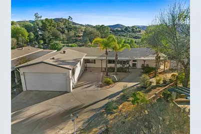 24401 Cornstalk, Wildomar, CA 92595 - Photo 3