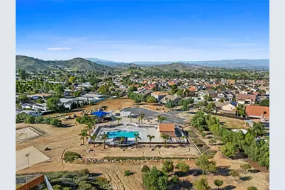 24401 Cornstalk, Wildomar, CA 92595 - Photo 75