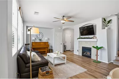 31082 Strawberry Tree, Temecula, CA 92592 - Photo 9